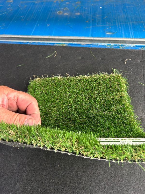 Gold Artificial Grass 38mm - 1m x 1m - Image 2