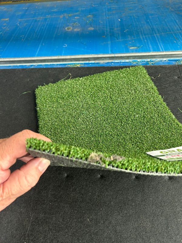 Limited Edition Artificial Grass 38mm - 1m x 1m - Image 2