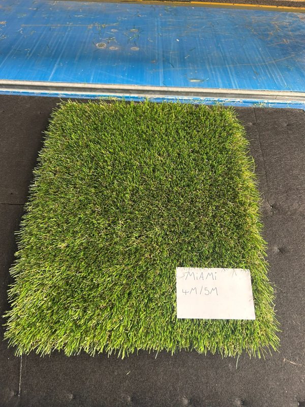 Miami Artificial Grass 38mm - 1m x 1m