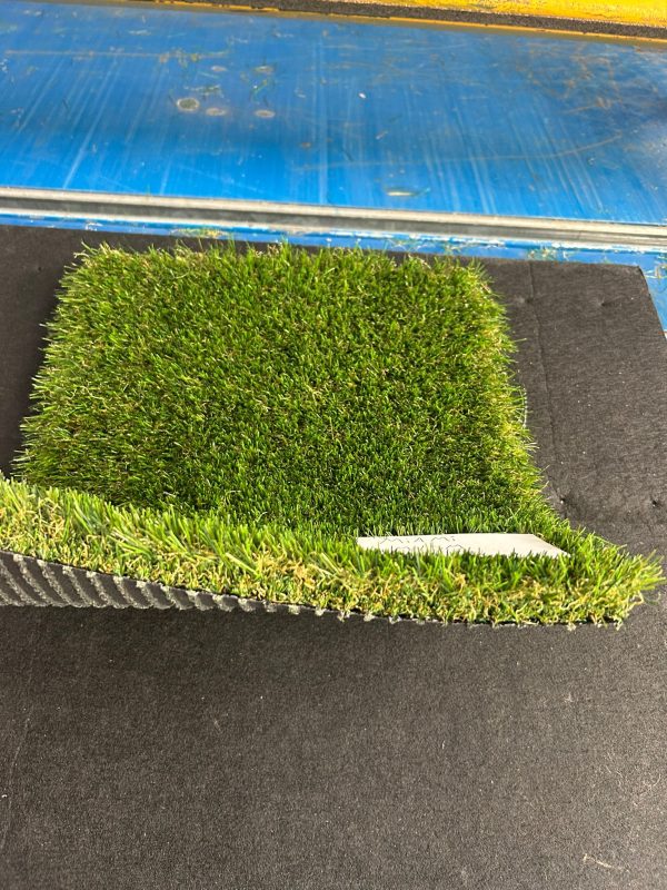 Miami Artificial Grass 38mm - 1m x 1m - Image 2